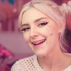 Eva Elfie Cumshot Facial montar polla Onlyfans Video