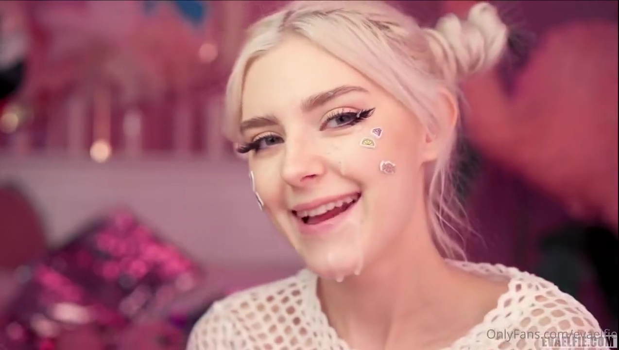 Eva Elfie Cumshot Facial montar polla Onlyfans Video